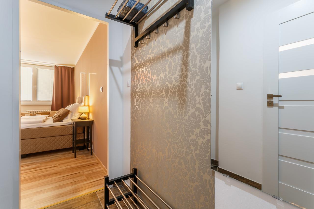 Golden Apartments Ostrava Exterior photo